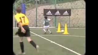 Coerver Coaching quotMake Your Movequot Part 2 [upl. by Wanids]