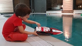 СУПЕР Скоростная лодка RC Speed Boat  Супер Тёма спасает сюрпризы [upl. by Aihsenyt]