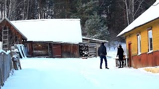 Life in a remote Belarusian village The family is setting up a village house Traditional food [upl. by Haggai]