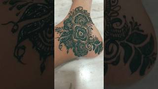 Pair mein Mehandi ki design beautiful mehandidisigns youtubeshortvideo shortvideoviral [upl. by Ikkir]