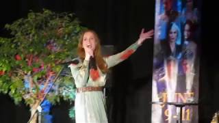 OUAT Chicago Con 2017—Rebecca Mader sings quotWicked Always Winsquot [upl. by Aisyla]