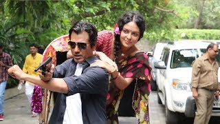 Nawazuddin Siddiquis BHOJPURI STYLE Entry At Babumoshai Bandookbaaz Trailer Launch [upl. by Kazmirci]