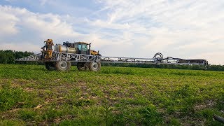 Millennium Spray Booms  Rogator 1100C Field Demo [upl. by Anyar]