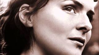 Emiliana Torrini ♪ Gun [upl. by Remat]