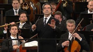 Wien 5 Neujahrskonzert von Maestro Muti  Deutscher dirigiert 2019 [upl. by Calica315]