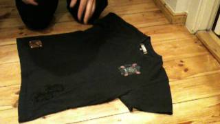 How to TShirt zusammenlegen  TShirt zusammenlegen Tutorial [upl. by Etnaled717]