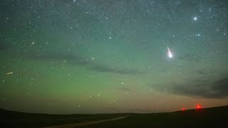 Live Encountering Perseid meteor shower on Chinas Valentines Day [upl. by Aretta895]