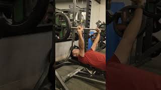 Howto do benchpress for chest  strengthtraining  Run Faster [upl. by Zampino841]