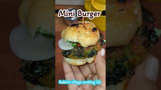 Mini Burgerviralfood cookingmangojuice devilskitchentastydelicious chillicecool [upl. by Hayouqes948]