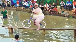 BEST BiKE RACE EVER ON EARTH  Cycling on the monkey bridge [upl. by Dawson]