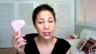 Clarisonic Mia  A Review [upl. by Meggy]