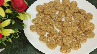 Till Gud ki Revdi Revdi Recipeतिल और गुड़ की रेवड़ीWinter special revri recipe [upl. by Oilcareh124]