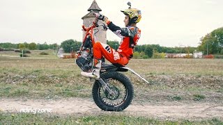 DEFI  Julien Perret en Trial 100 Wheeling  sans la roue avant [upl. by Leeann]