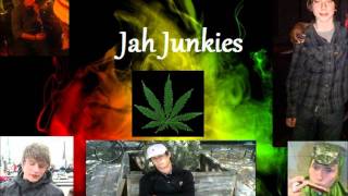 Onderbroeken Song chiara diss  JahJunkies [upl. by Wall521]