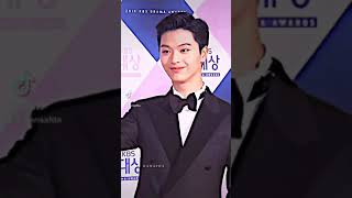 Seo in guk and Yook sungjae in KBS Drama Awards 2015 😍 [upl. by Afatsom]