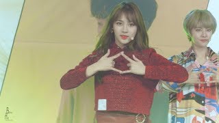 181011 4k 공원소녀GWSN Puzzle Moon퍼즐문 소소 직캠 By 반창꼬  명동 버스킹 [upl. by Ysak]