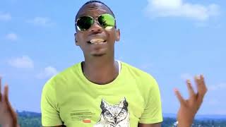 Sente Ye Kyeyo Offical Video  Mesach Semakula [upl. by Lluj410]