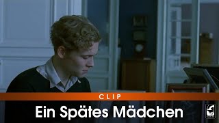 Matthias Schweighöfer singt  Clip aus EIN SPÄTES MÄDCHEN [upl. by Barling]