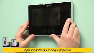 Comment installer le visiophone V400 ou V600 dans votre logement   Somfy [upl. by Aihsila460]