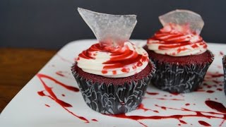 Cupcakes Pastelitos Sangrientos Para Halloween  ¡Auch  Mi Cocina Rápida [upl. by Cchaddie]