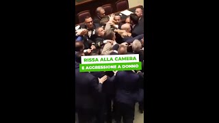 RISSA ALLA CAMERA e aggressione a Donno [upl. by Raines]