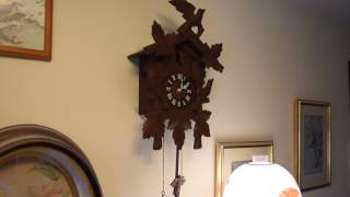 CUCKOO CLOCK CONVERTED TO WESTMINSTER CHIMES BY NORTHSIDE CLOCKS IN MANCHESTER TENNESSEE [upl. by Annaiel182]