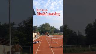 Hurdal crossing trackherostracknfield hurdle trackandfield athleticsrace trackworkout [upl. by Shimberg]