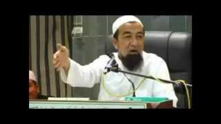 Ustaz Azhar Idrus UAI  Mufti Perlis Wahabi Bodoh Nak Kena Lempang [upl. by Ahmed56]