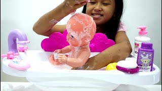 Mainan Anak Bak Bayi Gosok Gigi  Shampo 💖 Baby Doll Bath Toys 💖 Lets Play Jessica [upl. by Eiryt]