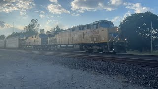 UP autorack train Rockview MO trains [upl. by Mcilroy]