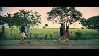 The Descendants  Official Trailer  2011 [upl. by Yedoc]