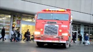 MONTREAL FIRE TRUCK 2084 RESPONDING FROM STATION 20 [upl. by Napoleon]