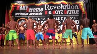 Deutsche Newcomer Meisterschaft 2017  Mens Physique 1 Elimination [upl. by Beesley400]