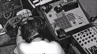 AFX Aphex Twin  11 Early Morning Clissold [upl. by Cunningham506]