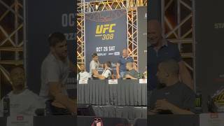 😱🚨 UN INCONNU DU PUBLIC SIGNE À L’UFC [upl. by Bridge]