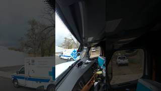 La ambulancia 🚑 camionerosporelmundo traileros trailer [upl. by Ardell345]