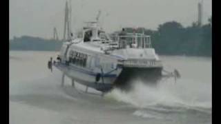 Hydrofoils on Danube Hungary in may 2008  szárnyashajók a Dunán a Hunyadi sétahajóról [upl. by Wurster]