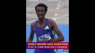 World Record di Yomif Kejelcha nella mezza maratona con 5730quot [upl. by Reis]