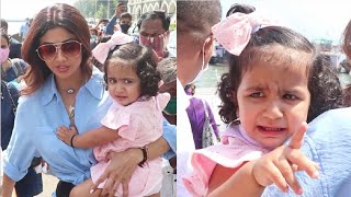 Shilpa Shetty Surrogate बेटी Samisha Shetty Kundra Paparazzi की वजह से रोने लगी [upl. by Aivle593]