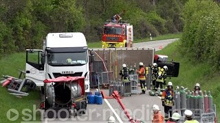 LKW mit EXPLOSIVER LADUNG VERUNGLÜCKT  Unfall ging knapp an einer KATASTROPHE vorbei  E [upl. by Reivazx]