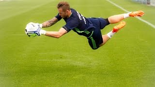 FC Schalke 04 Goalkeepers Training [upl. by Ibba]