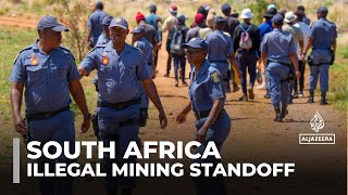 South Africa illegal mining standoff Hundreds remain underground in disused gold mine [upl. by Gabriella]