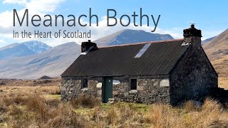 Meanach Bothy  Remote Bothy Overnighter in the Heart of Scotland [upl. by Erastatus458]