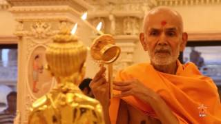 BAPS AARTI NEW HDH MAHANT SWAMI MAHARAJ 2017 [upl. by Reffinej]