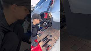 Replacing Shocks on a 2014 Kia Sorento  350 parts and labor PT 2 mechanic kia fyp [upl. by Landre452]