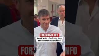 Ghisolfi a Fiumicino per accogliere Soulé i tifosi reagiscono così 😂 ASRoma ForzaRoma CurvaSud [upl. by Aicirt135]