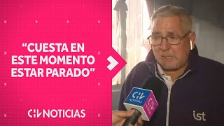 Colectivero logró rescatar a sus dos perros tras ver su casa incendiándose  CHV Noticias [upl. by Amelita]