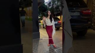 ajaydevgn daughter nysadevgan snapped at singhamagain screening shorts bollywood fashion [upl. by Aicenert122]