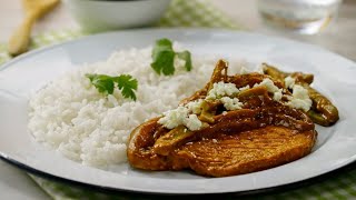 Chuletas de cerdo con nopales en salsa de chiles [upl. by Netsryk]