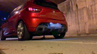 Renault Clio 4 RS Flames amp Pops [upl. by Cynar167]